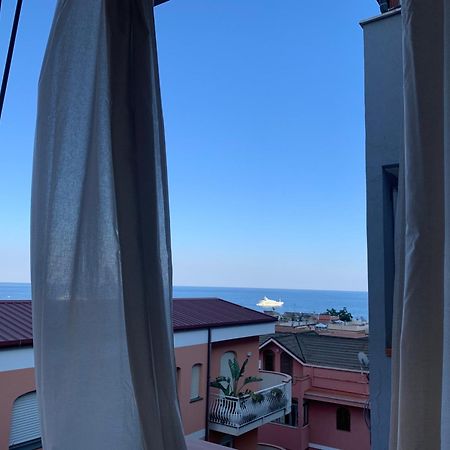 Residence La Fenice Ff Джардини Наксос Екстериор снимка