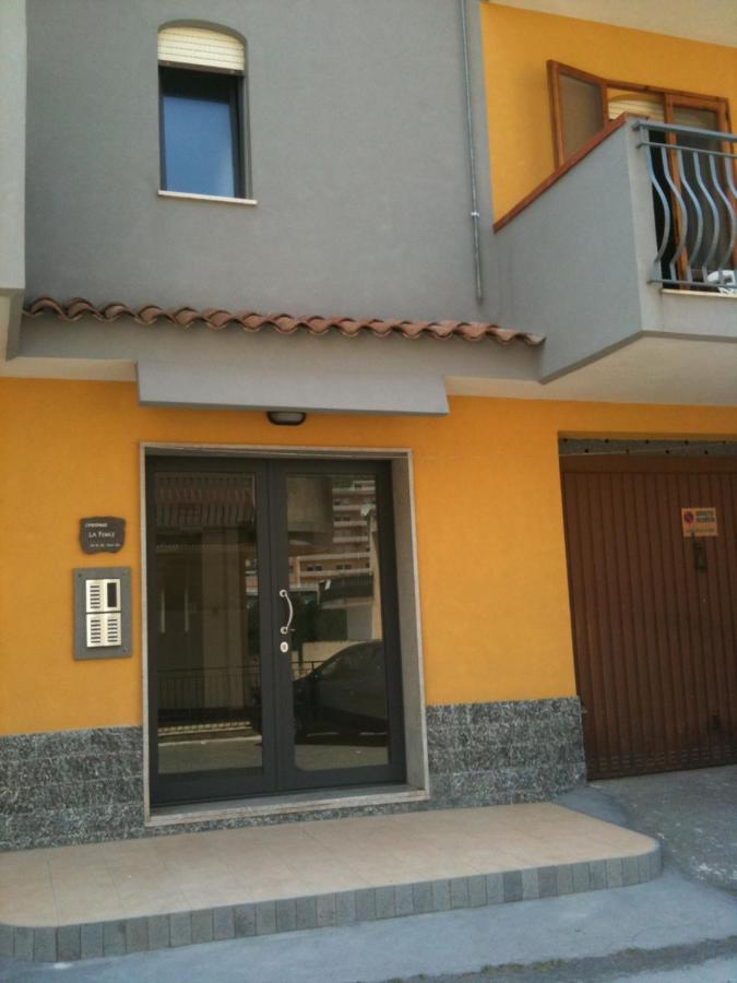 Residence La Fenice Ff Джардини Наксос Екстериор снимка