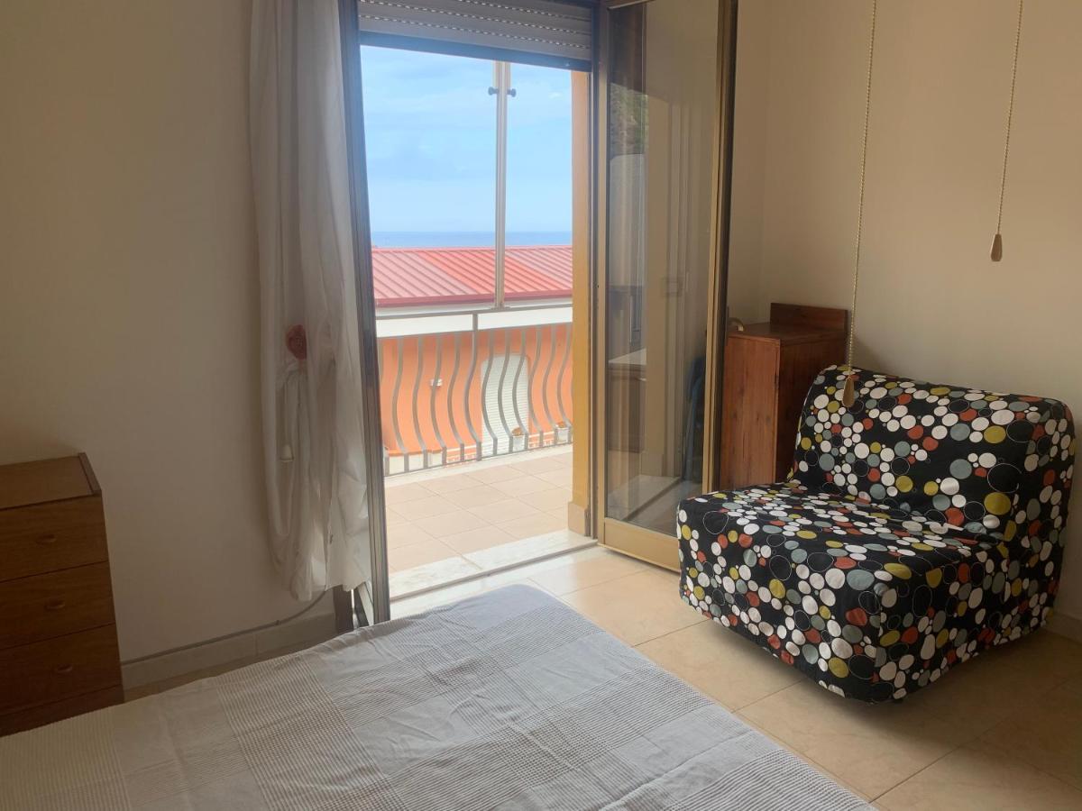 Residence La Fenice Ff Джардини Наксос Екстериор снимка