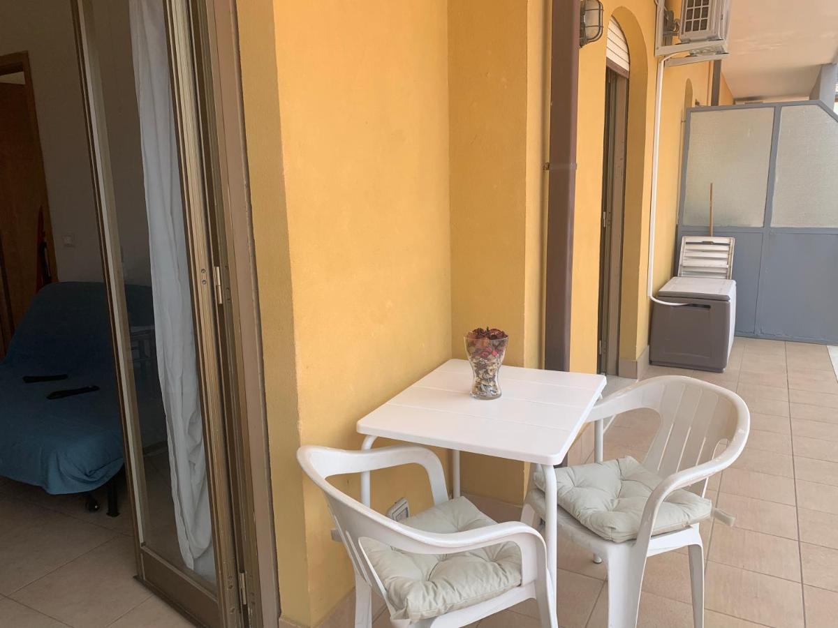 Residence La Fenice Ff Джардини Наксос Екстериор снимка