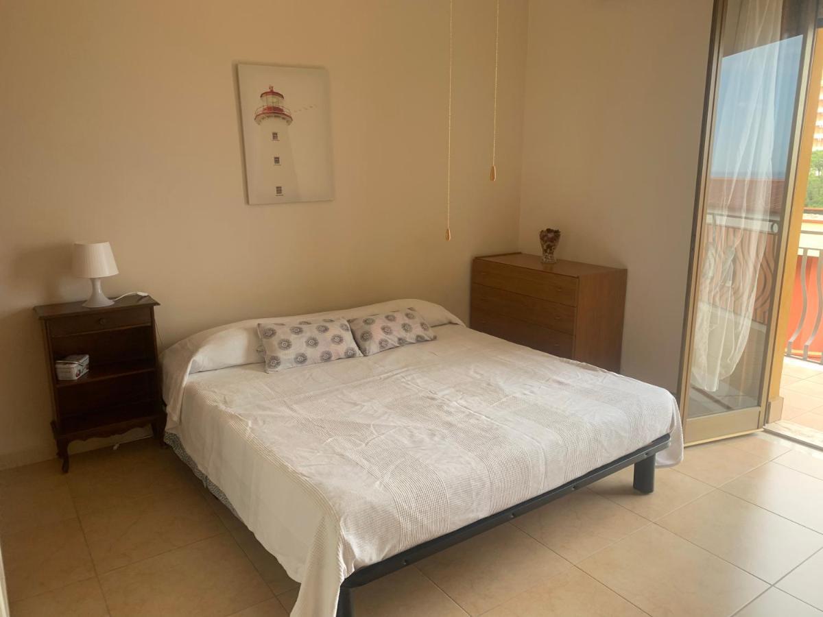 Residence La Fenice Ff Джардини Наксос Екстериор снимка